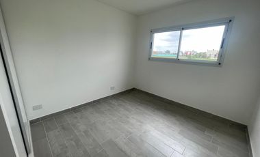 Venta de casa en el Barrio La Alameda -Canning