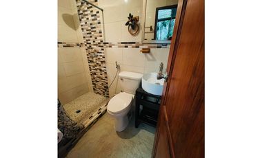 SE VENDE ESPECTACULAR CABAÑA EN CERRO AZUL $135,000