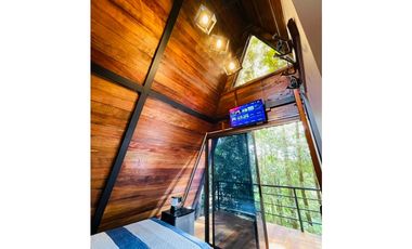 SE VENDE ESPECTACULAR CABAÑA EN CERRO AZUL $135,000
