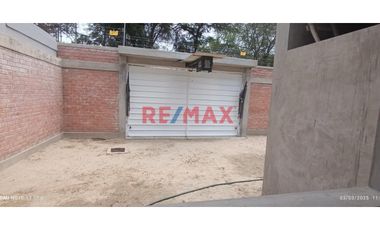 Bajo De Precio 🔥Gran  Oportunidad😮 Casa En Venta 📮 Calle S/N 147 - B Urb. Vista Alegre Los Ejidos  📐 495.00 M2  A Solo  $ 220.000