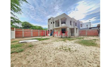 Bajo De Precio 🔥Gran  Oportunidad😮 Casa En Venta 📮 Calle S/N 147 - B Urb. Vista Alegre Los Ejidos  📐 495.00 M2  A Solo  $ 220.000