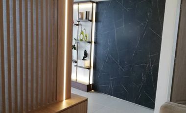 consultorio en arriendo/venta en av 30 de agosto. Cod V18976