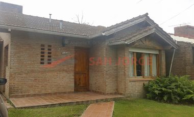 Chalet ubicado en excelente zona de Colinas de Peralta Ramos.