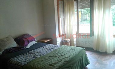 Chalet ubicado en excelente zona de Colinas de Peralta Ramos.