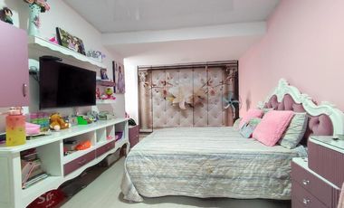 casa en venta en la floresta. Cod V29037