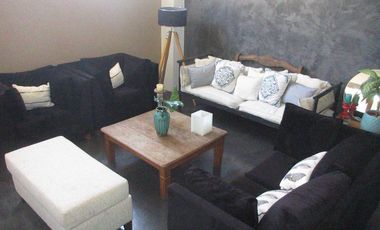 Venta PH  Lomas del Mirador sin expensas y amplia terraza.