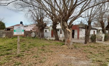 VENTA CASA A RECICLAR CORONEL VIDAL