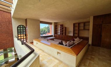 Casa en venta estilo mexicano en Zavaleta