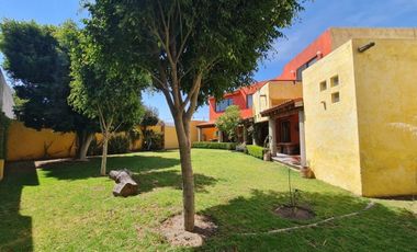 Casa en venta estilo mexicano en Zavaleta