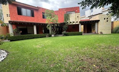 Casa en venta estilo mexicano en Zavaleta