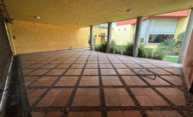 Casa en venta estilo mexicano en Zavaleta