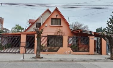 Casa amplia  en Bulnes centrica