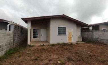VENDO HERMOSA CASA EN ARRAIJAN BRISAS DEL GOLF 3R