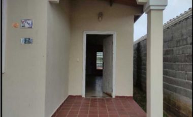 VENDO HERMOSA CASA EN ARRAIJAN BRISAS DEL GOLF 3R