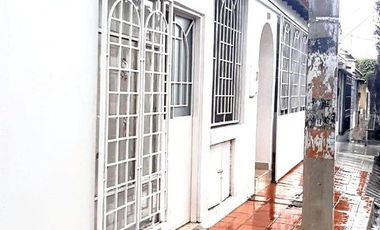 VENTA DE CASA EN PRADOS DEL ESTE