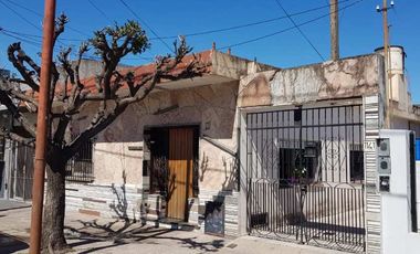 Casa para 2 Familias en venta en Quilmes Oeste