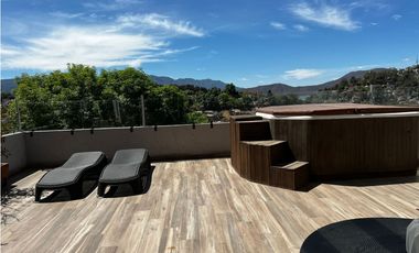 RENTA TOWN HOUSE CON VISTA AL LAGO