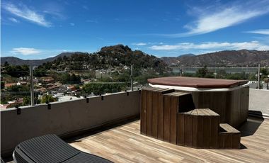 RENTA TOWN HOUSE CON VISTA AL LAGO