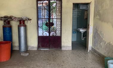Vendo Casa como terreno Santa Catarina Coyoacán