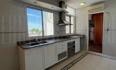 VENTA DPTO 3 AMBIENTES CON DEPENDENCIA DE SERVICIO. QUILMES CENTRO
