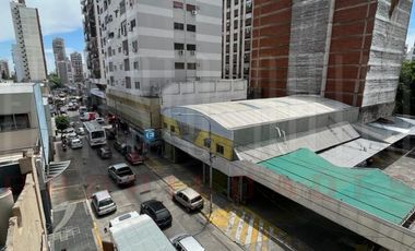 VENTA DPTO 3 AMBIENTES CON DEPENDENCIA DE SERVICIO. QUILMES CENTRO