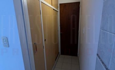 VENTA DPTO 3 AMBIENTES CON DEPENDENCIA DE SERVICIO. QUILMES CENTRO
