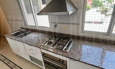 VENTA DPTO 3 AMBIENTES CON DEPENDENCIA DE SERVICIO. QUILMES CENTRO