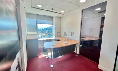 ARRIENDO OFICINA CON SALA (CAJA FUERTE), LO BARNECHEA FRENTE PORTAL DEHESA
