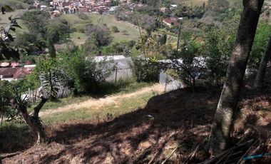 VENDO O CAMBIO ESTA CASA FINCA EN BARBOSA ANTIOQUIA.