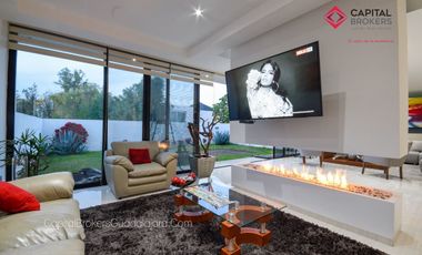 Casa de lujo moderna con jardín fracc. Olivos residencial, zona real.