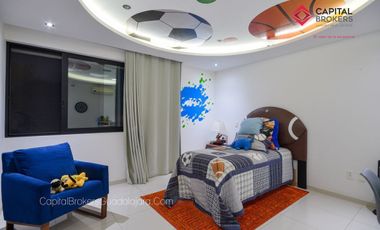 Casa de lujo moderna con jardín fracc. Olivos residencial, zona real.