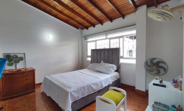 casa en venta en la pinuela. Cod V27746