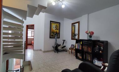 casa en venta en la pinuela. Cod V27746