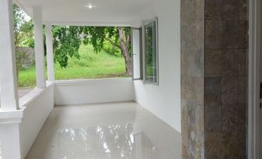 Rumah Siap Huni Posisi Hook di Taman Victoria Sentul City