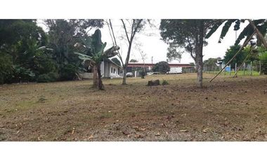 VENDO CASA Y 2160M2 TITULADO POTRERILLOS