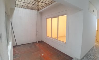 comercial (casa para comercio) en arriendo en flora. Cod A3422