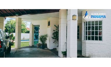 Se vende hermosa casa amoblada con finos acabados! Negociable