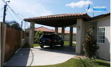 Se vende hermosa casa amoblada con finos acabados! Negociable