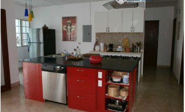 Se vende hermosa casa amoblada con finos acabados! Negociable