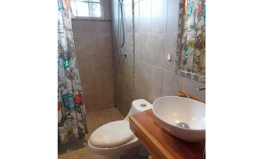 Se vende hermosa casa amoblada con finos acabados! Negociable