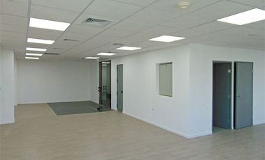 Oficina en Arriendo en Av El Bosque Norte