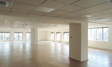 Oficina en Arriendo en Av El Bosque Norte