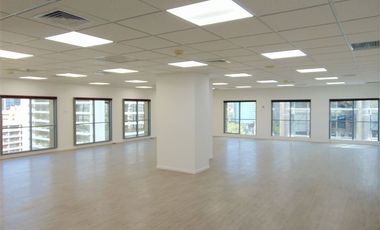 Oficina en Arriendo en Av El Bosque Norte