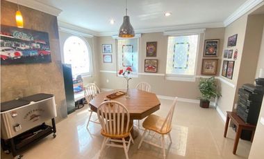 Preciosa Residencia en Venta en Arboledas Santa Elena Pachuca