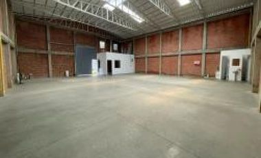 edificio en arriendo en las vegas. Cod A9335504