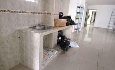 edificio en arriendo en las vegas. Cod A9335504