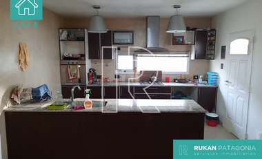 #VentaRUKAN | Casa 2 Habitaciones | Barrio COSTA DEL SOL | Calle CAROL ENGLISH | Caleta Olivia.- (APTA CREDITO HIPOTECARIO)