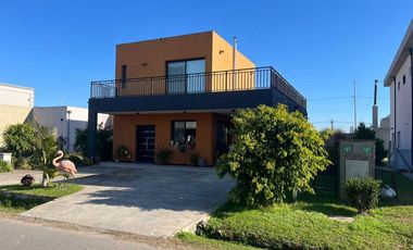 Casa en venta en Berazategui Este