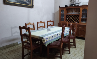 CASA COLONIAL EN EL CENTRO DE PÁTZCUARO, MICHOACAN, PLAZA VASCO DE QUIROGA