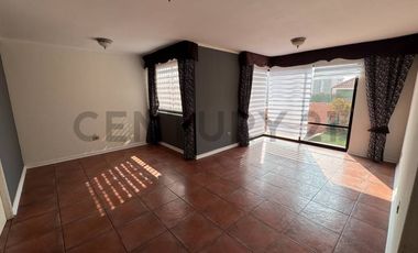 Se arrienda amplia casa con vista al mar en el sector sur de Antofagasta